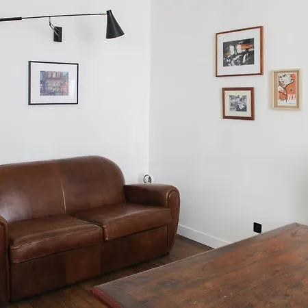 Very Quiet And Bright 35 M2 Paris